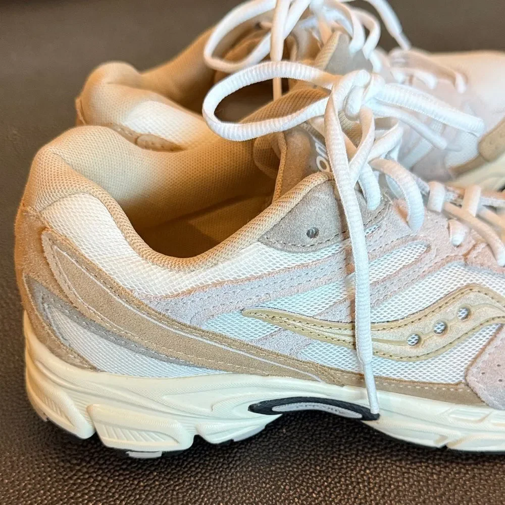 Saucony Women's Sneakers in White, Tan and Gold